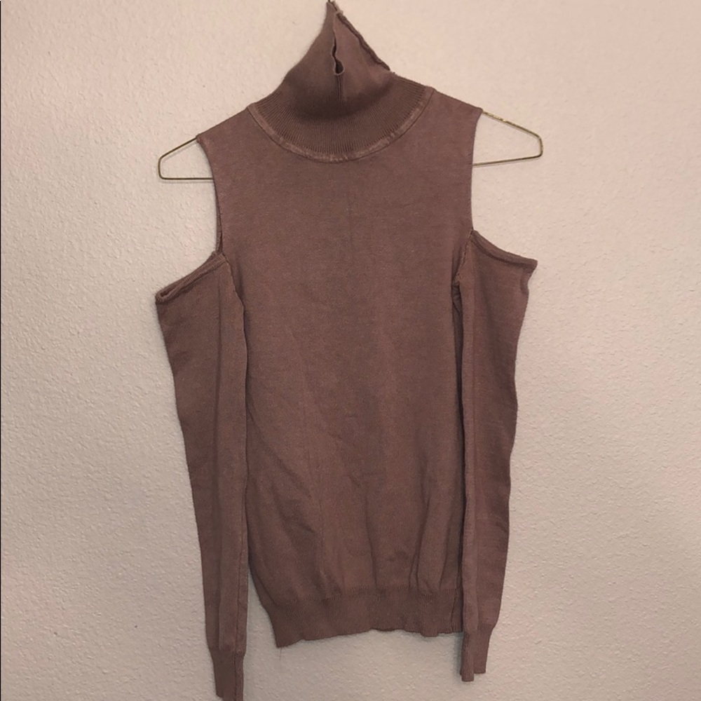 Mauve Long-Sleeve Turtleneck w/ Shoulder Cut-Outs